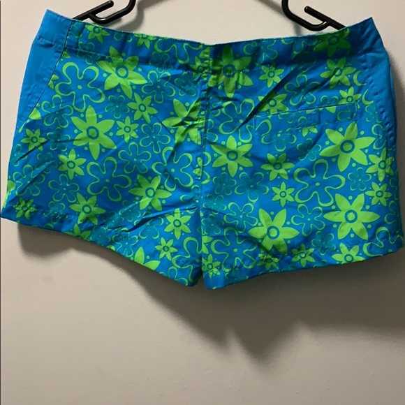 Bongo Women’s Blue Green Shorts, Summer Casual - Picture 2 of 4